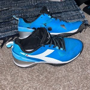 Mens Blue Diadora tennis shoes